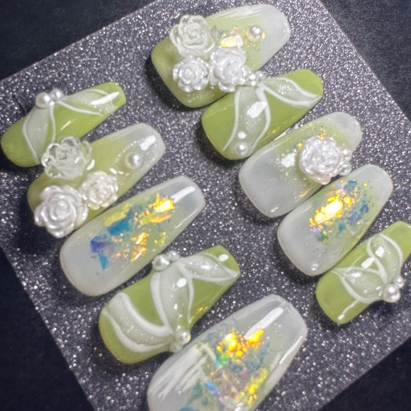 Medium coffin green and white with roses handmade press on nails - Picture 3 of 5